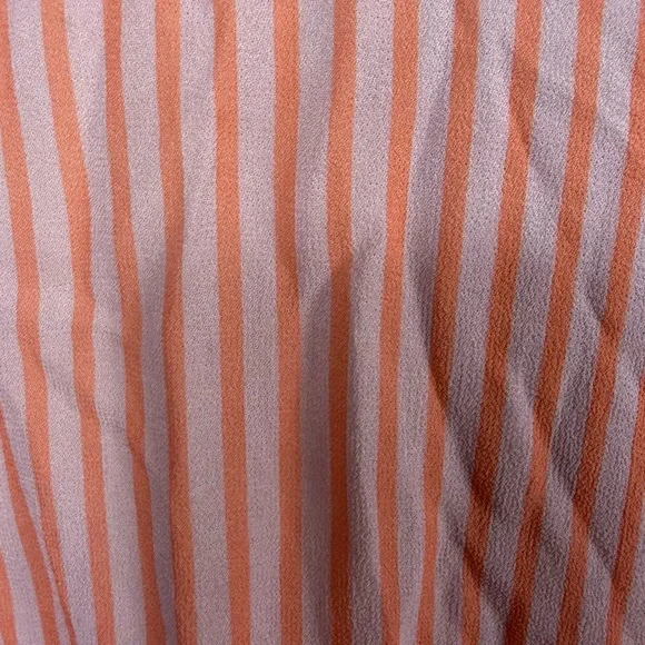 Saachi Striped peach and White Button-Up Shirt size large - Picture 8 of 11